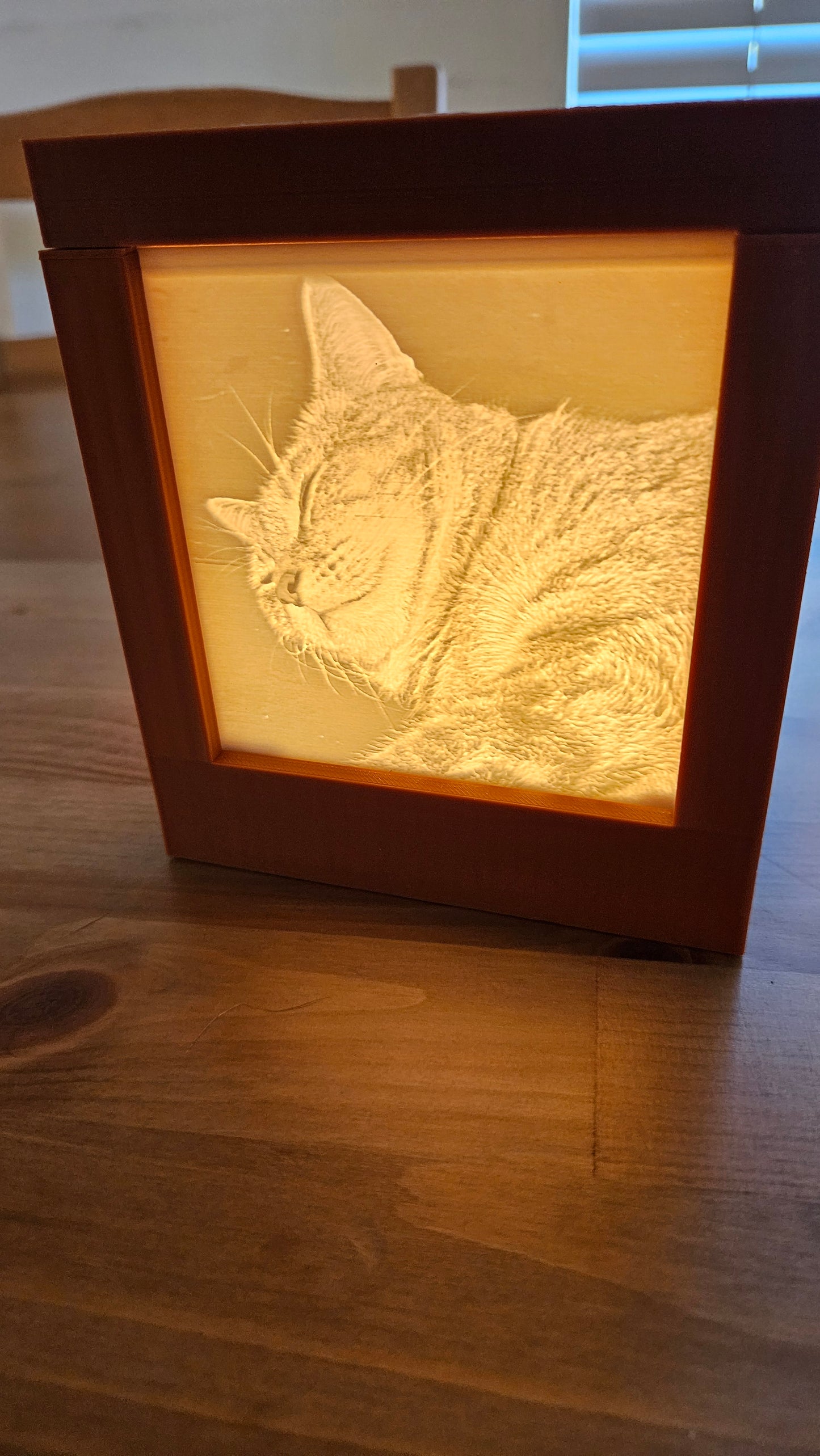 Custom Picture Lamp with 4 Interchangeable Picture Tabs