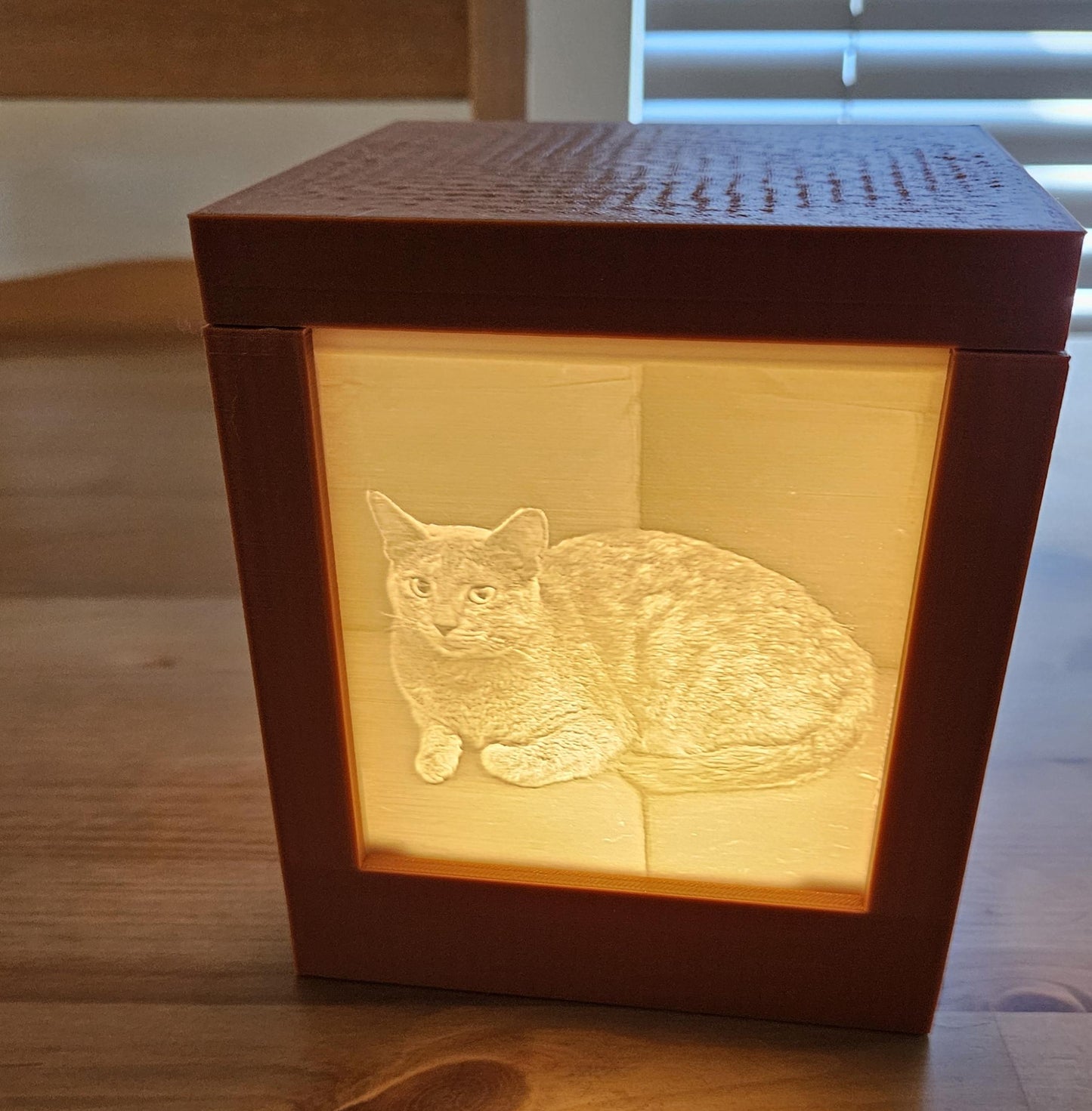 Custom Picture Lamp with 4 Interchangeable Picture Tabs