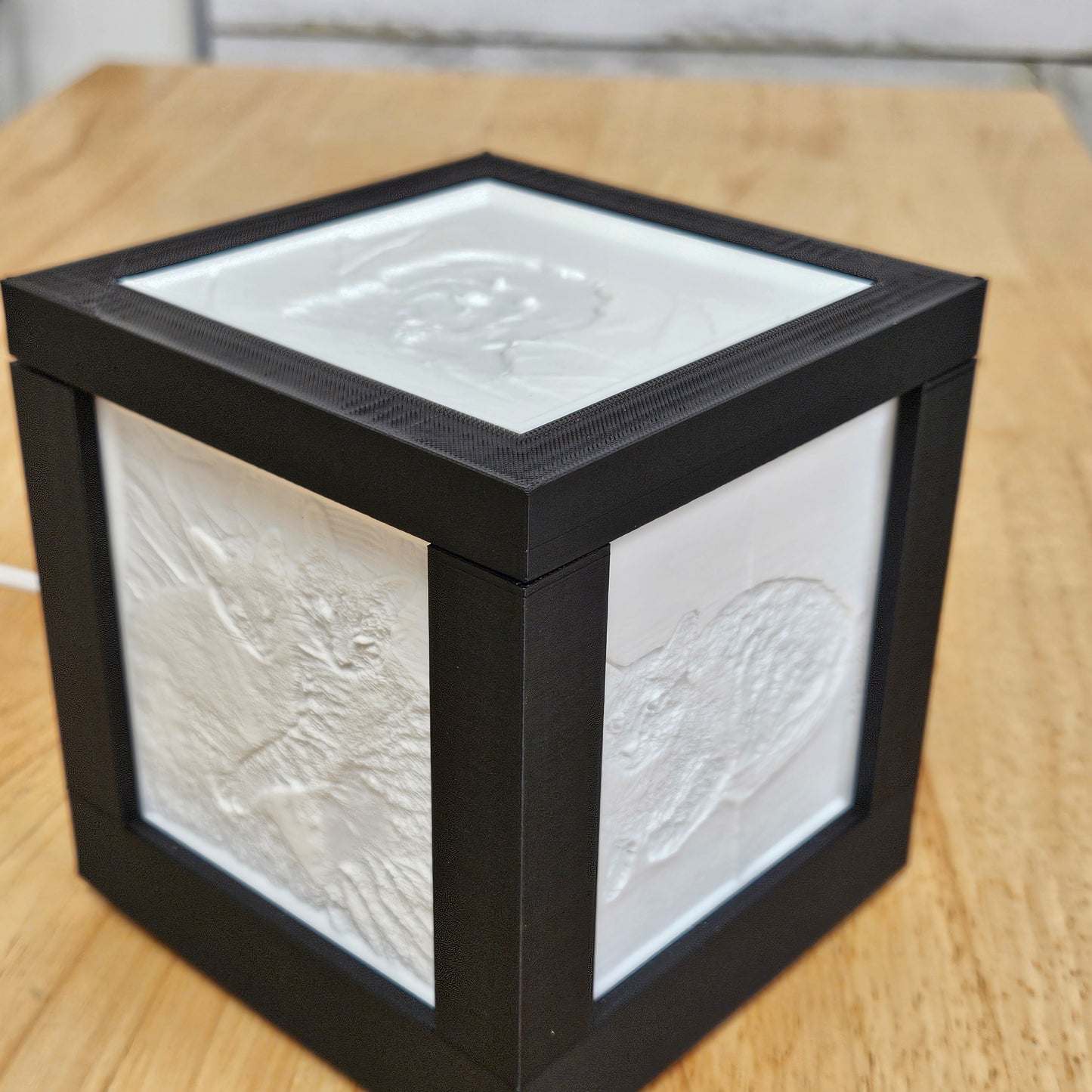 5 sided Custom Picture Lamp with 5 Interchangeable Picture Tabs